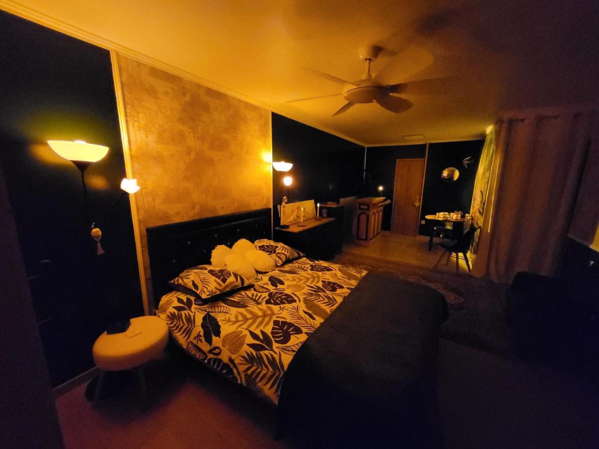 Choisy Le Jacuzzi Bed & Breakfast Ngoại thất bức ảnh