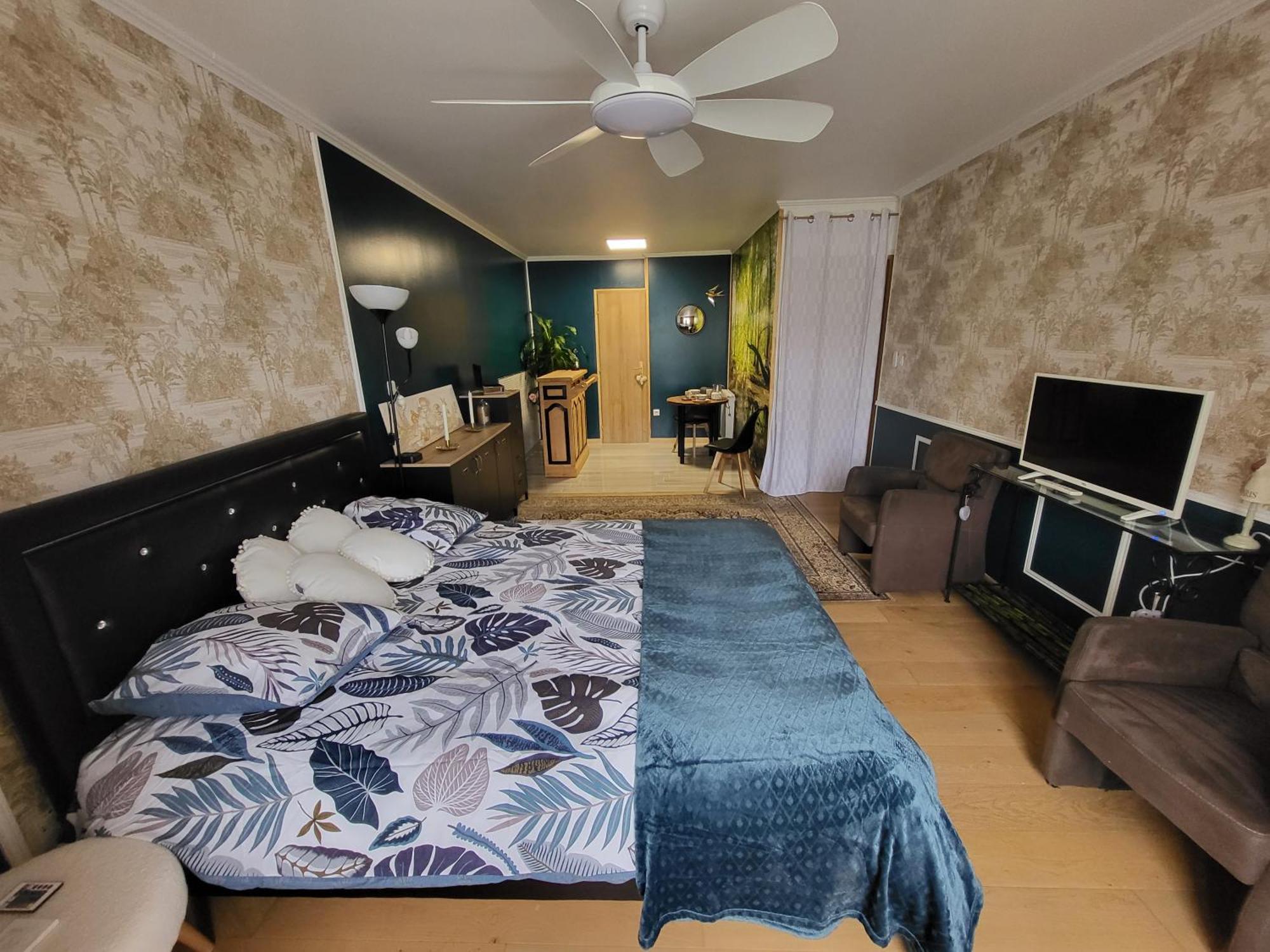 Choisy Le Jacuzzi Bed & Breakfast Ngoại thất bức ảnh